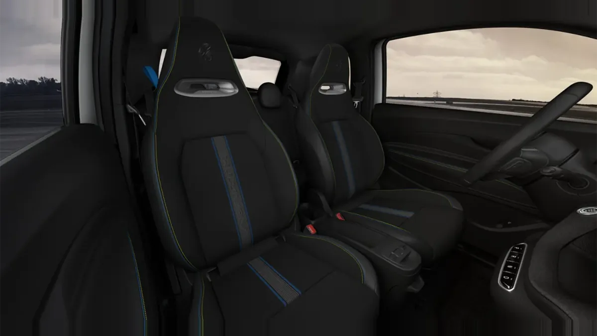 Abarth 500e 42kWh en renting barato — vista 7