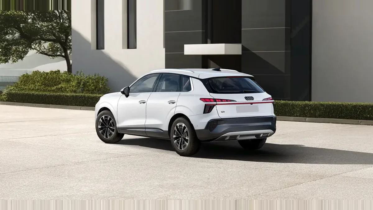 Audi Q3 Advanced TFSI 110kW S Tronic en renting barato — vista 6