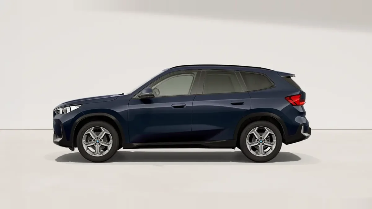 BMW X1 sDrive20d en renting barato — Trasera