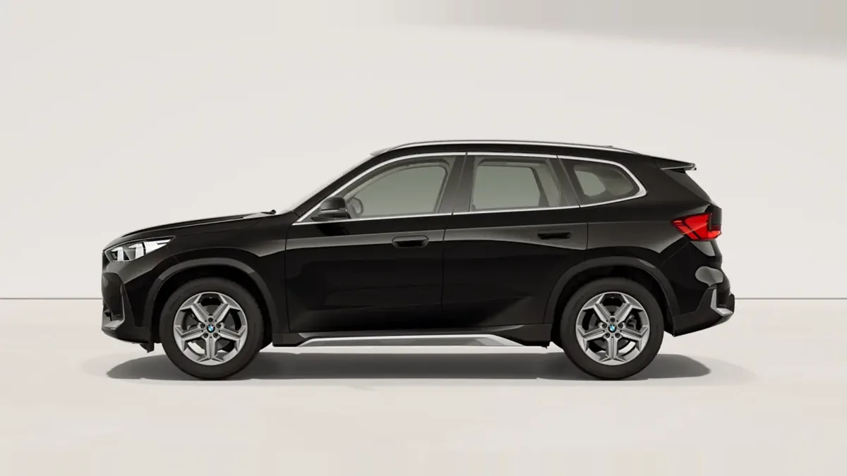 BMW X1 sDrive20d xLine 120kW en renting barato — Trasera