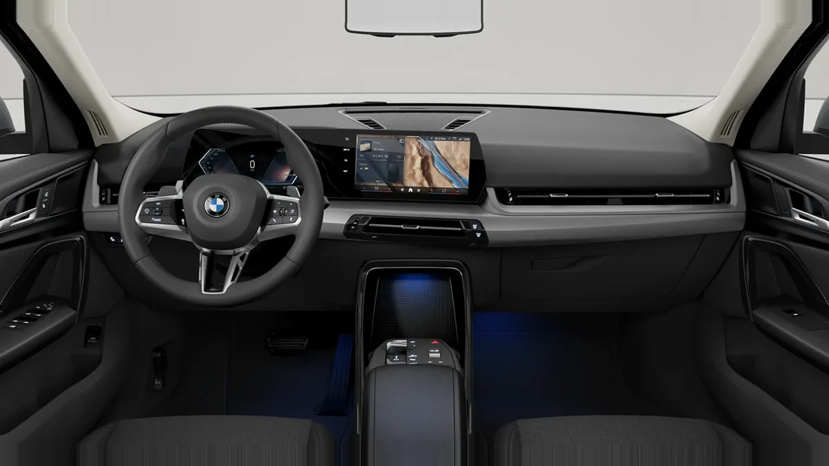 BMW X2 sDrive 20iA 170CV en renting barato — Interior