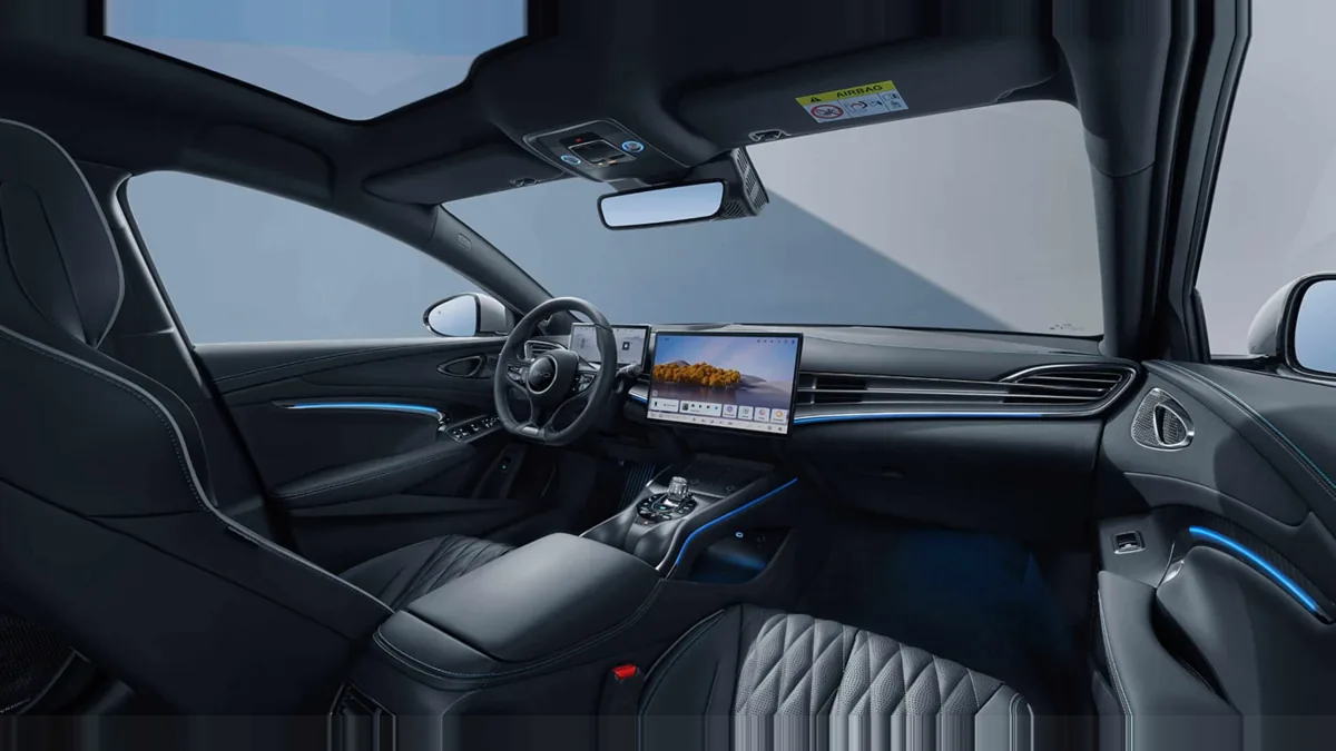 BYD Seal Design RWD en renting barato — Interior