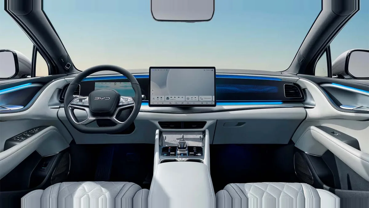 BYD Sealion 7 Comfort en renting barato — Interior