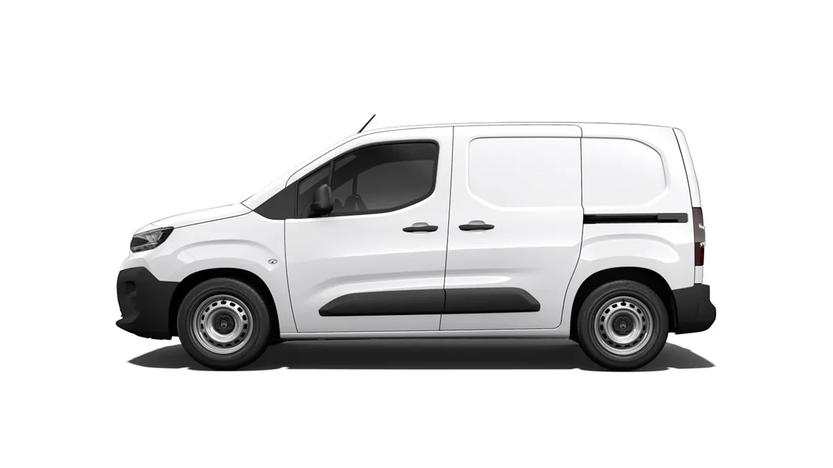 Citroën Berlingo Talla M BlueHDI 100cv van en renting barato — Trasera