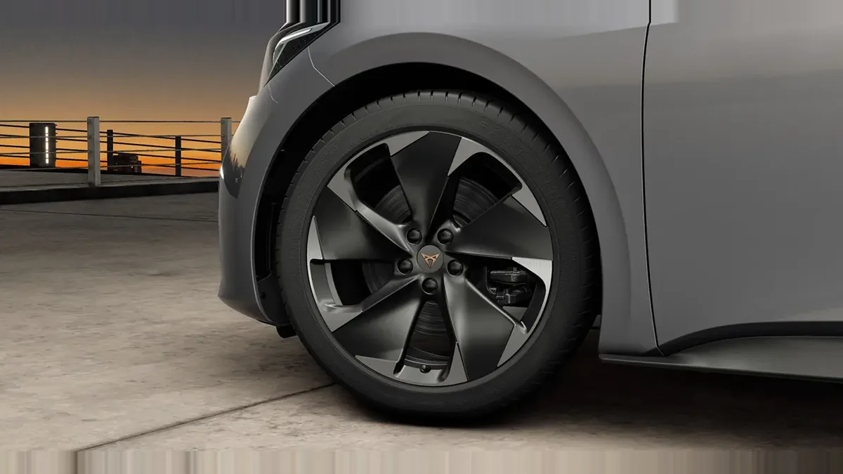 CUPRA Born e-Boost Pack Advanced Plus en renting barato — vista 8