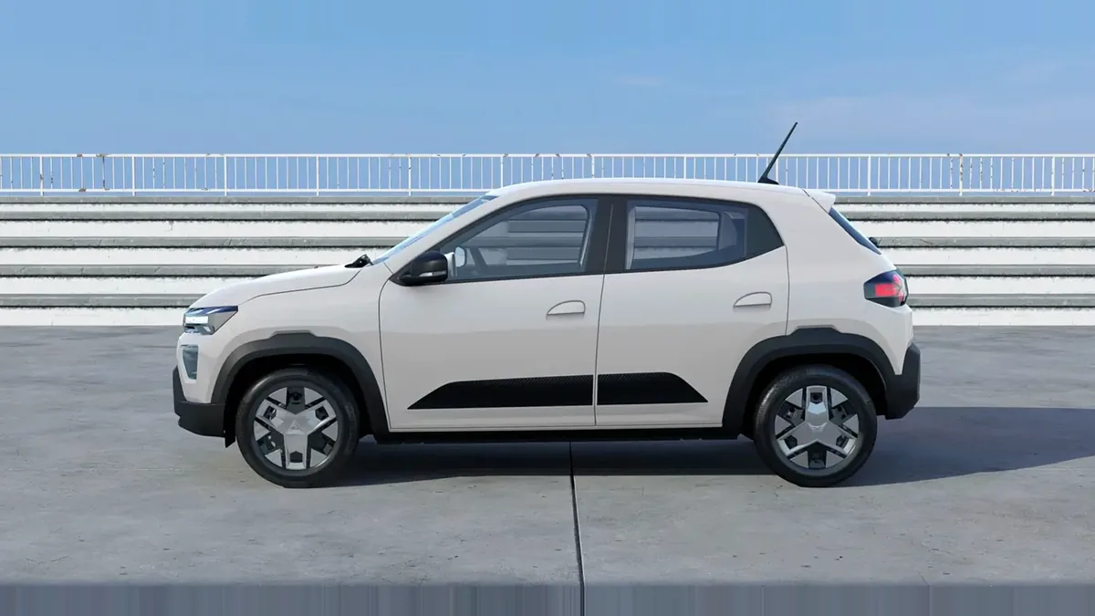 Dacia Spring Expression Electric 33kW (45CV) en renting barato — Trasera