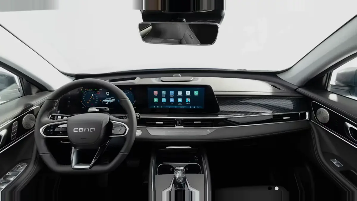 Ebro S700 1.6 TGDI Luxury 7 DCT LUXURY en renting barato — Interior