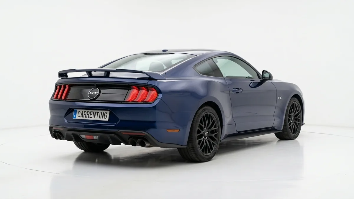 Ford Mustang 5.0 Ti-VCT V8 Mustang Dark House AT en renting barato — Delantera