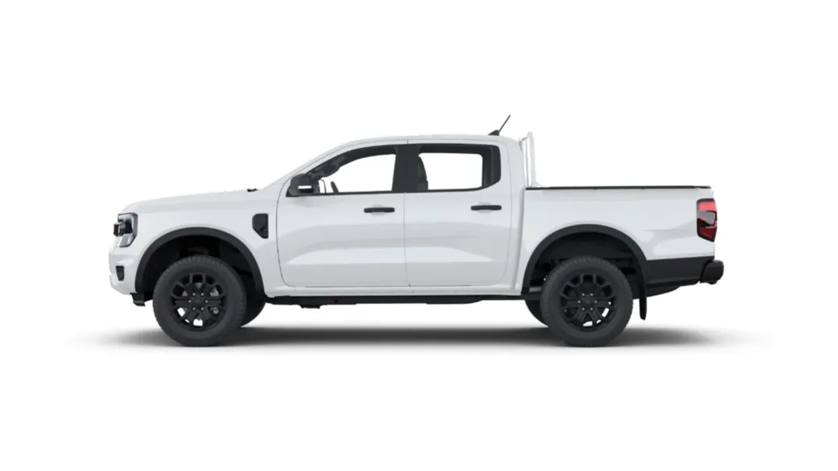 Ford Ranger XLT Doble Cabina 3.0 EcoBlue V6 240CV Automático en renting barato — Trasera