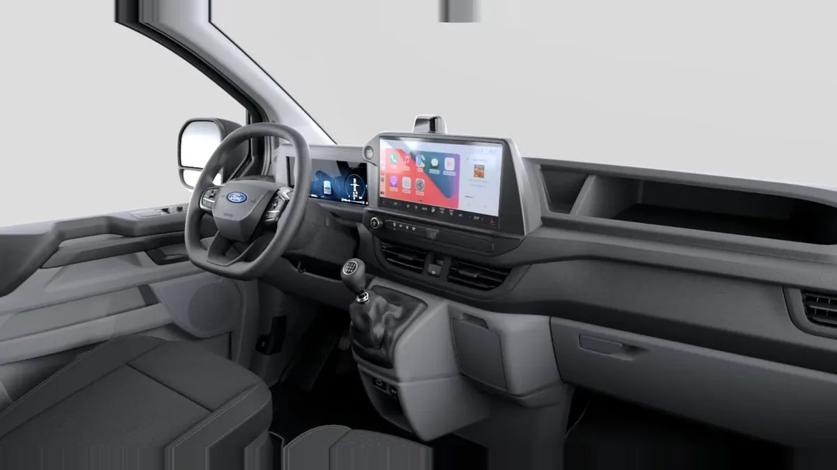 Ford TRANSIT CUSTOM Kombi 2.0 EcoBlue 100kW 320 L1 Trend en renting barato — Interior