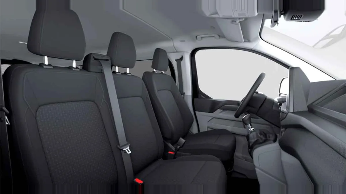 Ford Transit Custom Kombi 2.0 EcoBlue 150Cv 320 L1 Trend M1 II en renting barato — Interior