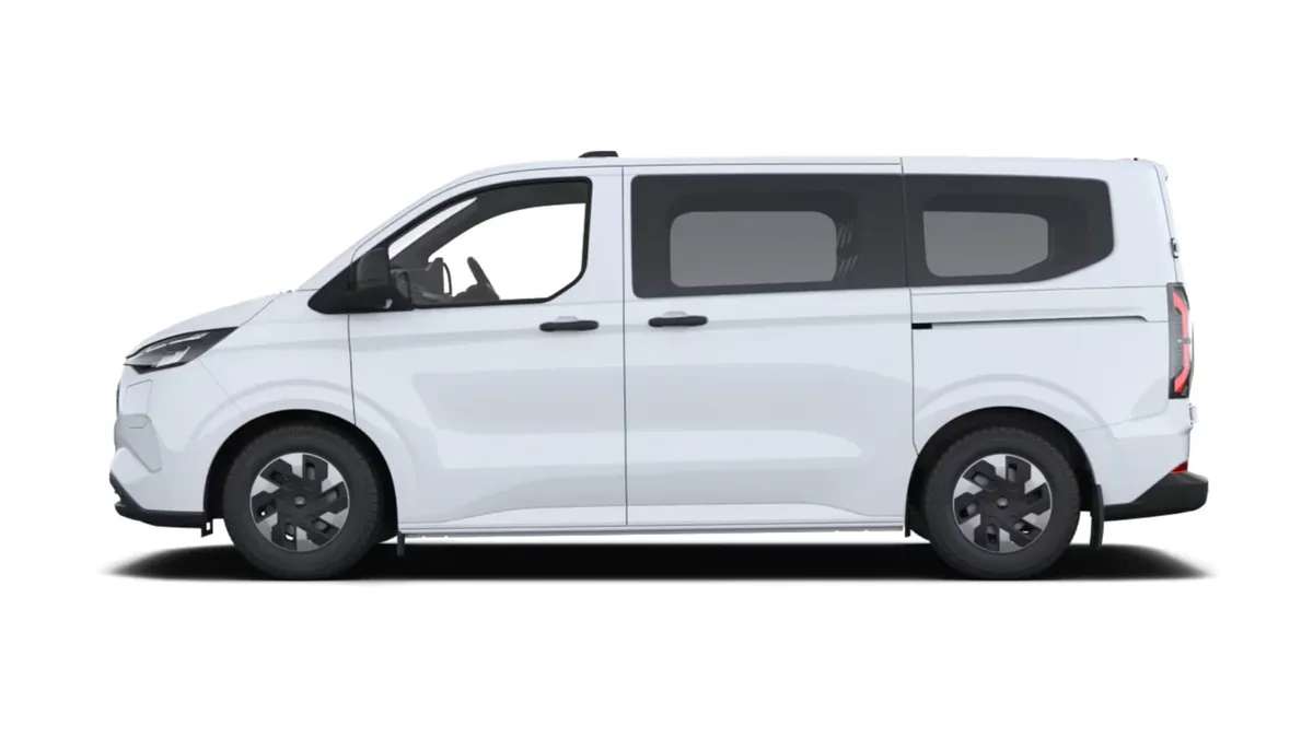 Ford TRANSIT CUSTOM  Kombi BEV 83kWh 100kW 340 L1 Trend en renting barato — Trasera