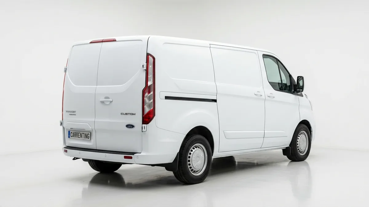 Ford Transit Custom N1 VAN FT280 L1 Trend 2.0 EcoBlue 100kW - ISOTERMO en renting barato — Delantera