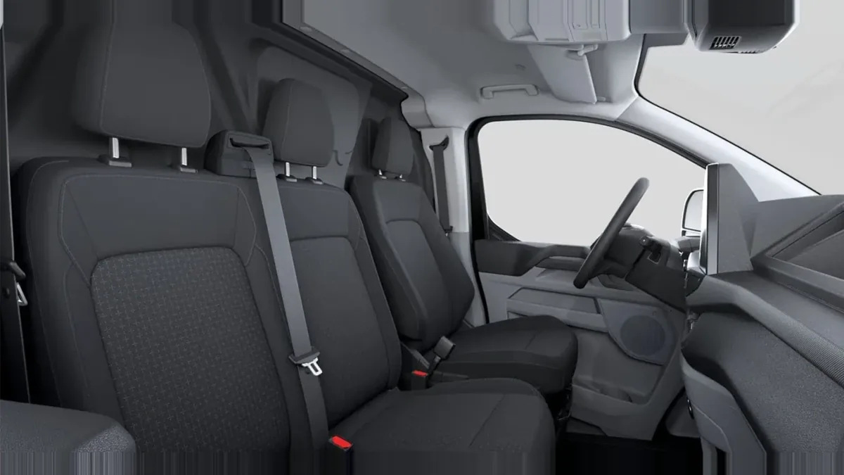 Ford Transit Custom Van 320 L1 BEV Trend 136cv AT en renting barato — vista 6