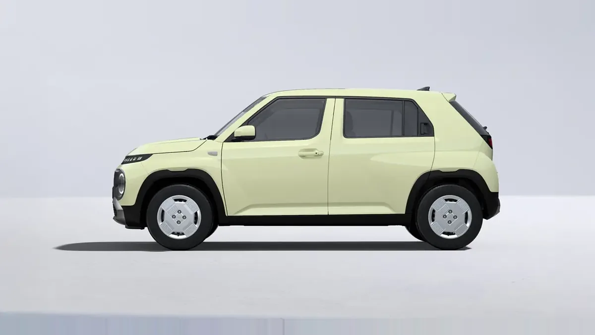 Hyundai Inster 97cv 42kWh Klass en renting barato — Trasera