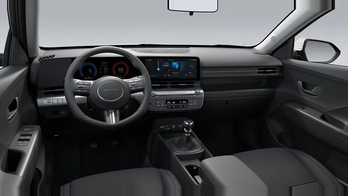 Hyundai Kona 1.0T 100CV Maxx CW en renting barato — Interior