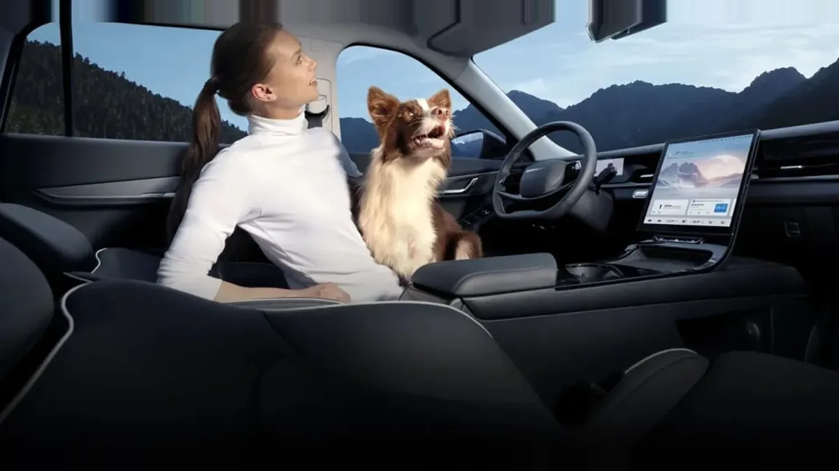 Jaecoo 5 EV Pure 155kW (211CV) 61kWh en renting barato — Interior