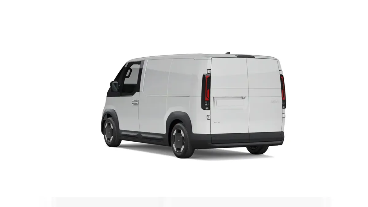 Kia PV5 Cargo L2H1 Long Range Plus en renting barato — Delantera