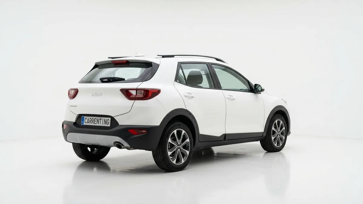 Kia Stonic 1.0 T-GDI MHEV Drive 115CV en renting barato — Trasera