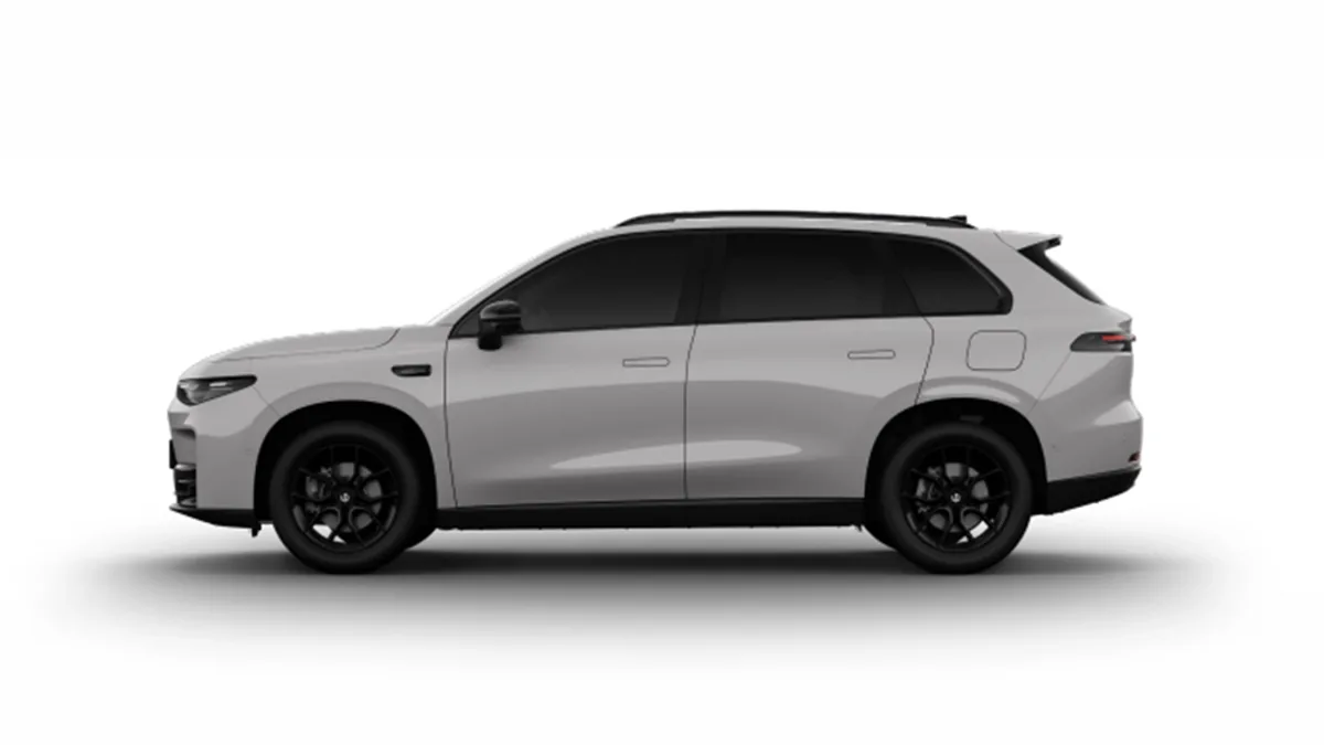 Leapmotor C10 REEV 28.4 kWh Style AT en renting barato — Delantera