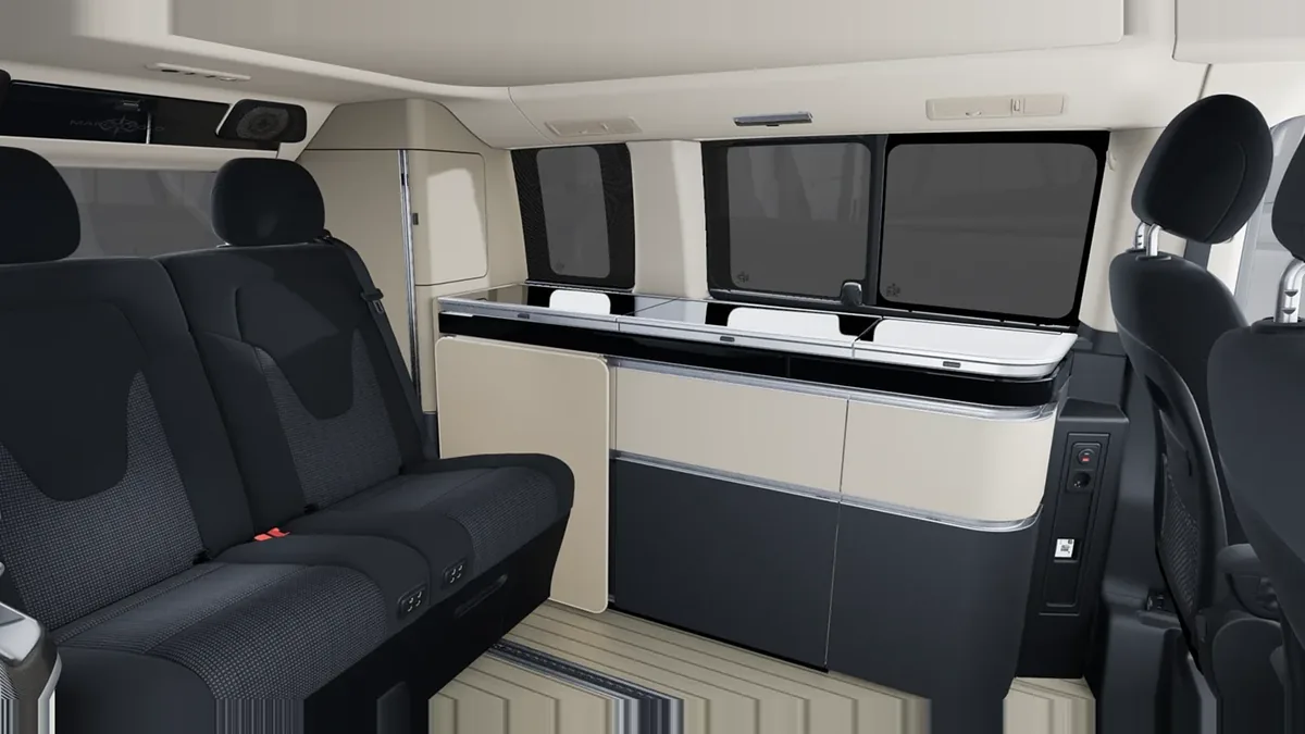 Mercedes-Benz Clase V Marco Polo 300d en renting barato — vista 7