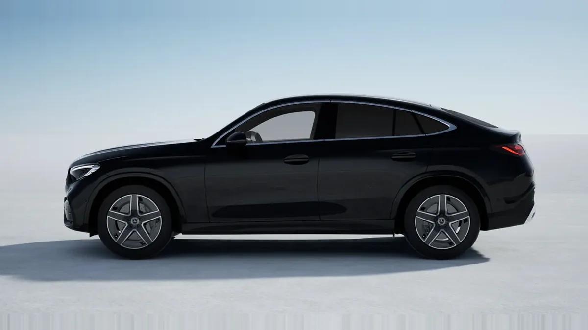 Mercedes-Benz GLC Coupé 300 de 4MATIC QS en renting barato — Trasera