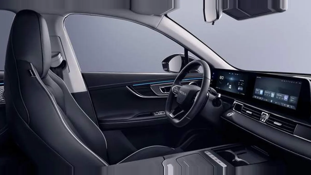 Omoda 5 EV 61kWh Pure 155kW en renting barato — Delantera