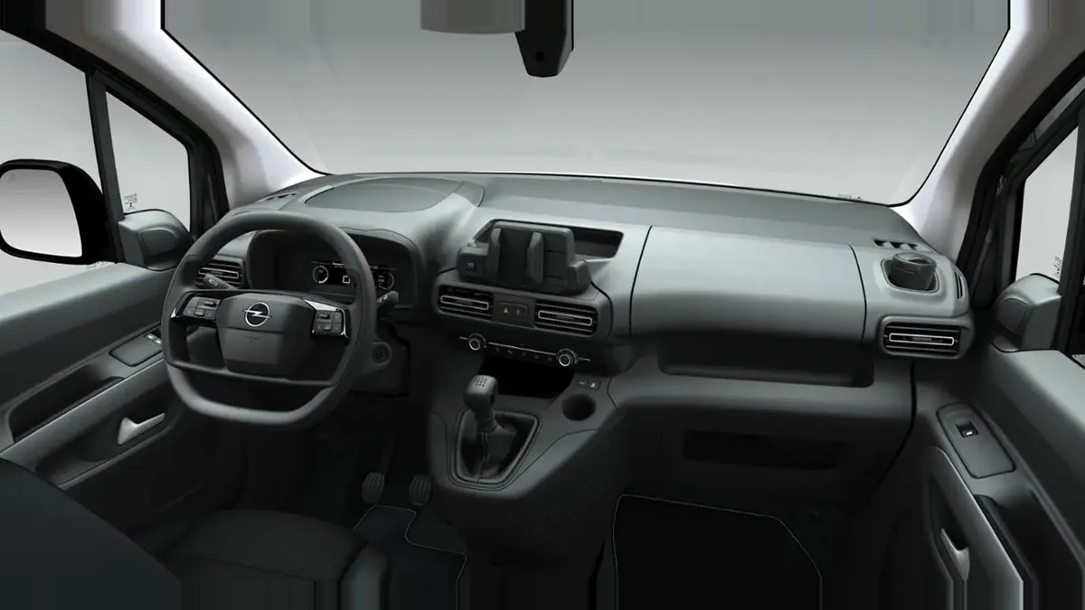 Opel Combo-e Cargo M 800kg en renting barato — Delantera