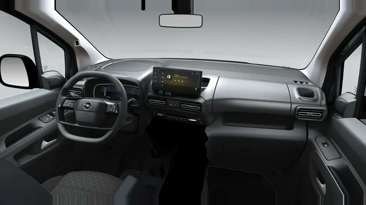 Opel COMBO ULTIMATE 1.5 TD 130CV S/S AT8 (AUTOMÁTICO) en renting barato — Interior