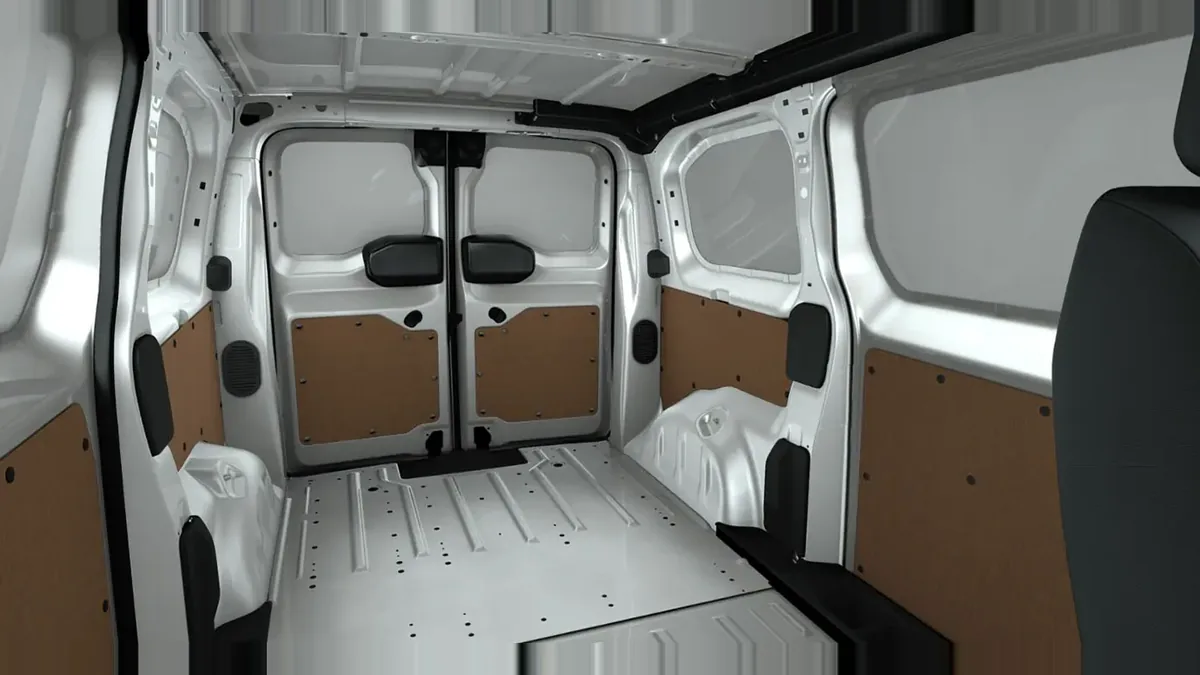 Opel Vivaro Furgón Electric 100kW + Batería 75 kWh VU en renting barato — vista 7
