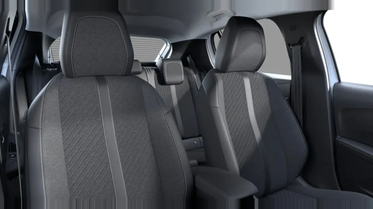 Peugeot 208 5P ALLURE TURBO 100 S&S 6VEL (MANUAL) en renting barato — vista 7