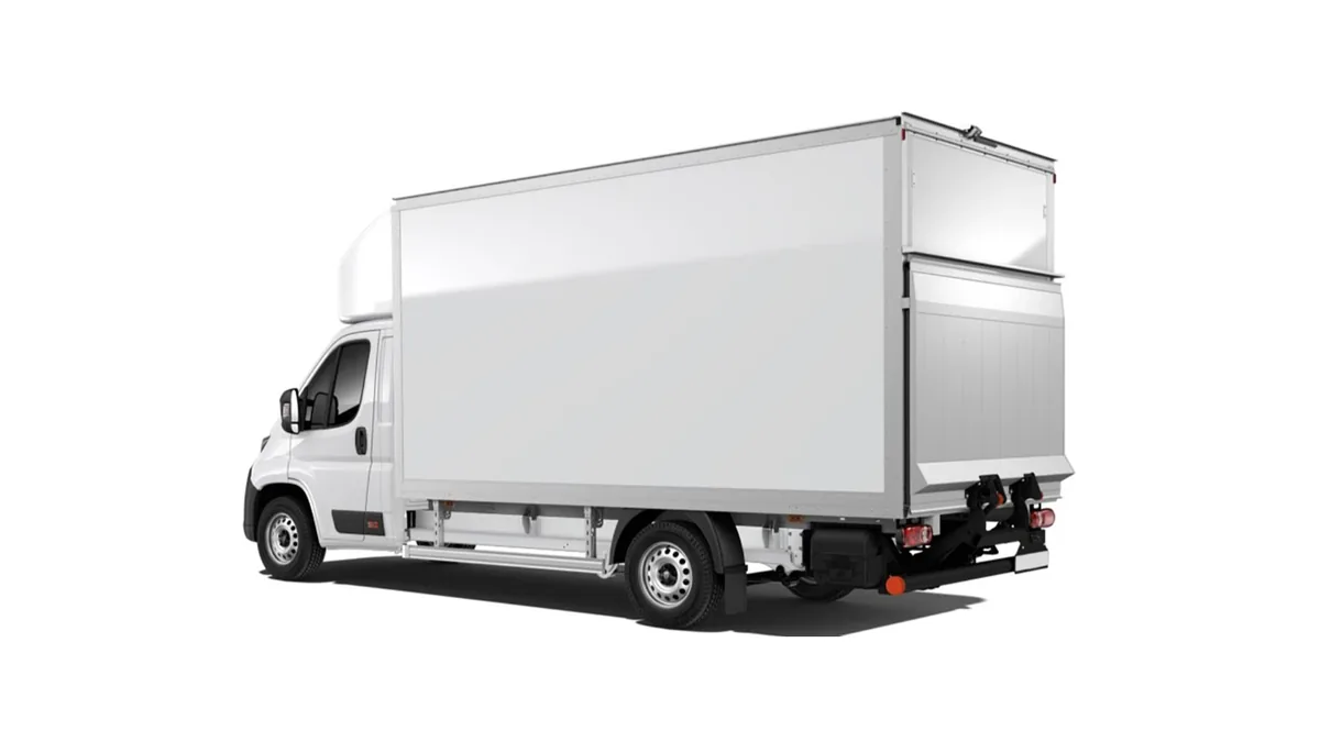 Peugeot Boxer Caja Paquetera Portón L3 3.5T Max BlueHDi 180 S&S 6vel en renting barato — Delantera