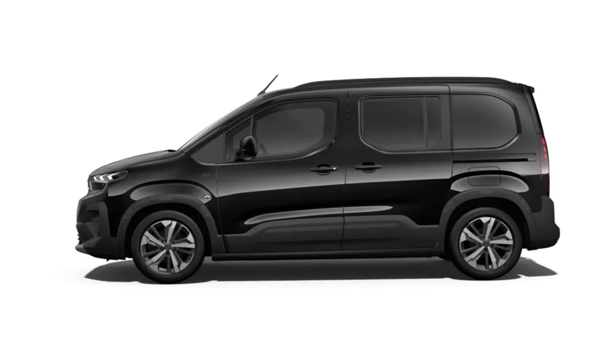 Peugeot Rifter 5P GT BlueHDi 130 EAT8 Standard en renting barato — Trasera