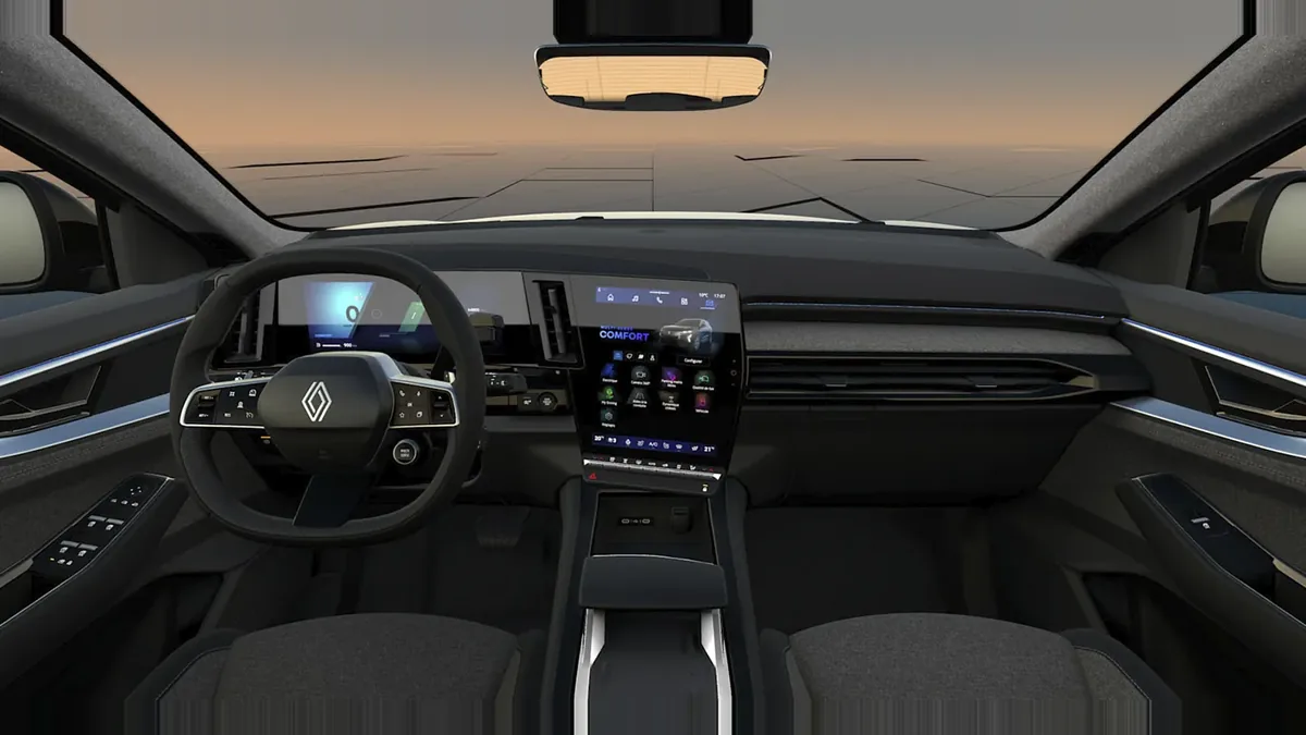 Renault Austral 1.3 TCe Mild Hybrid Techno 150CV en renting barato — Interior