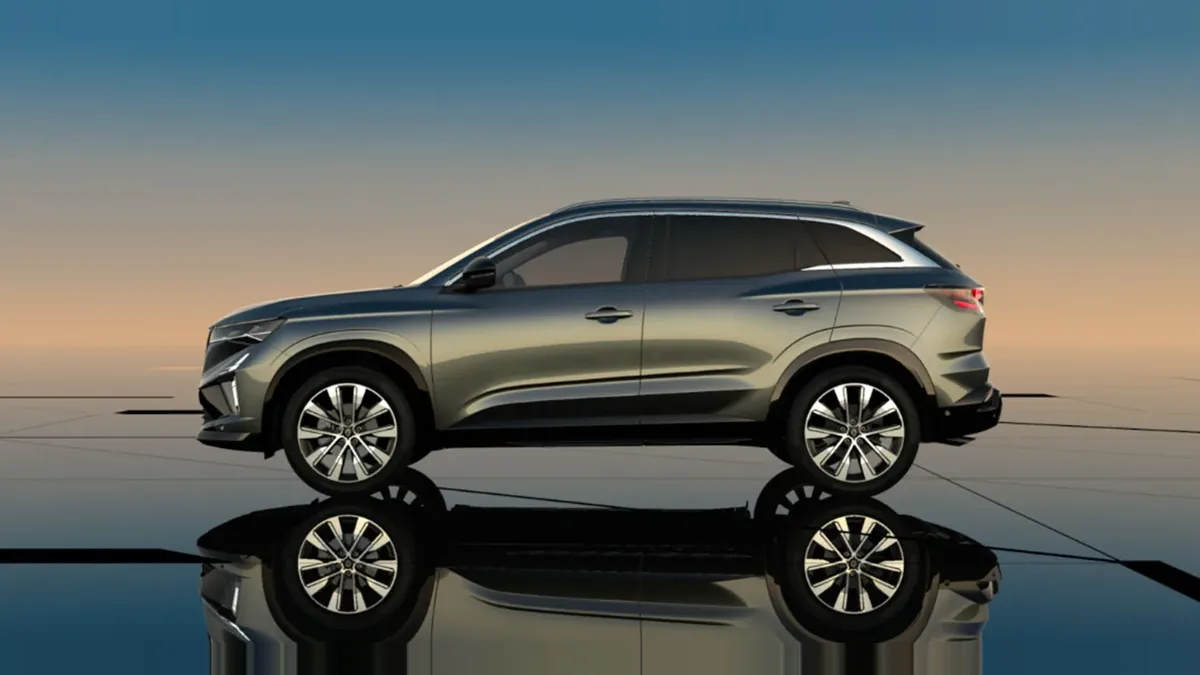 Renault Austral 1.3 TCe Mild Hybrid Techno 150CV en renting barato — Trasera