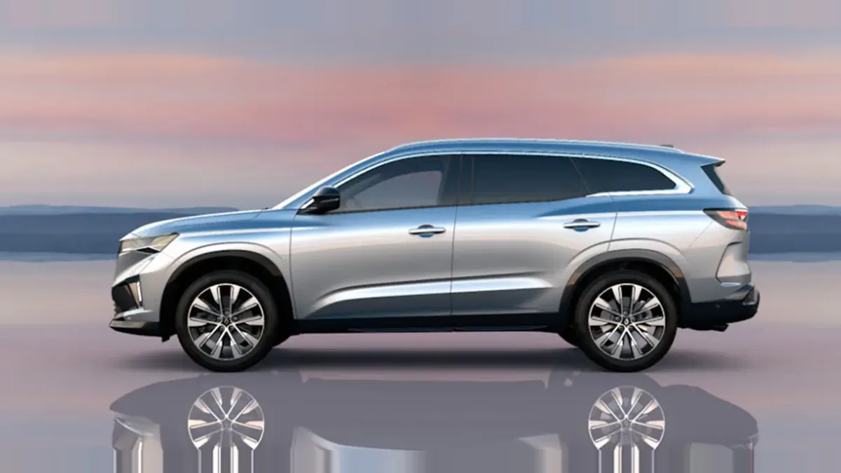 Renault ESPACE TECHNO E-TECH FULL HYBRID 200CV GA en renting barato — Trasera