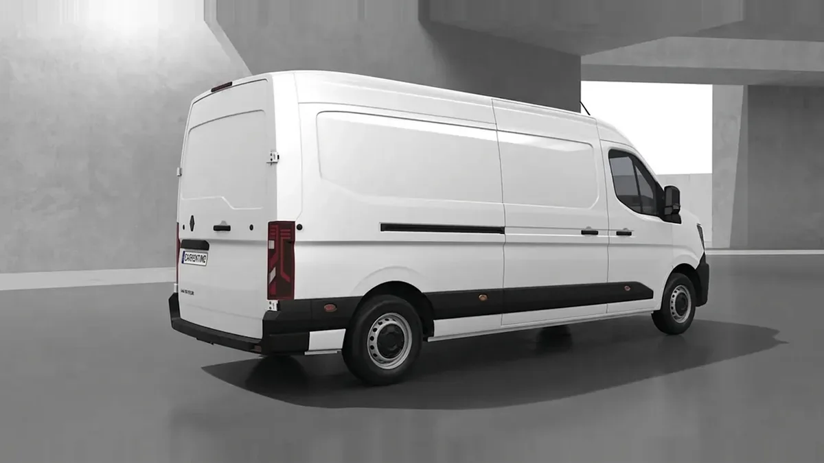 Renault Master L2H2 3500 Dci 130cv Furgon en renting barato — Delantera