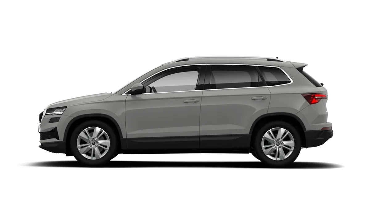 Škoda Karoq Selection 1.0 TSI 85kW (115CV) Manual en renting barato — Trasera