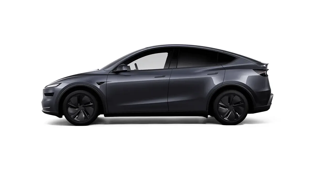 Tesla Model Y Premium RWD en renting barato — Trasera