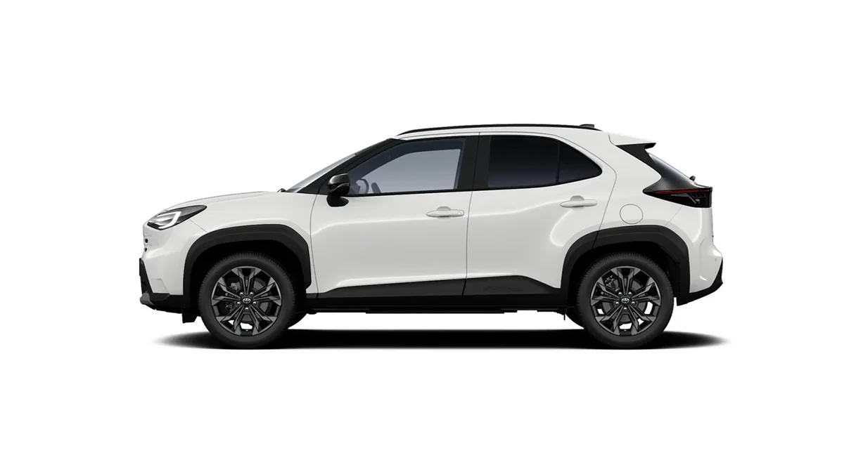 Toyota Yaris Cross 130H e-CVT 5P Active en renting barato — Interior