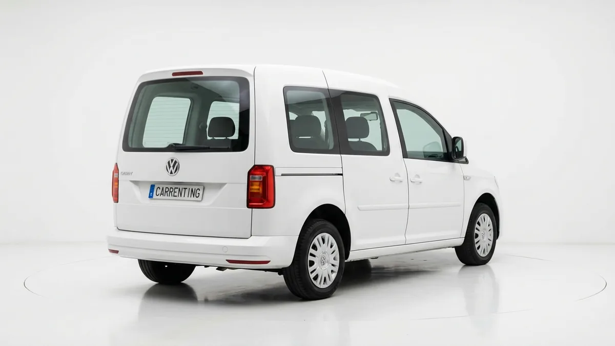 Volkswagen Caddy Cargo PHEV 1.5 TSI eHybrid en renting barato — Delantera