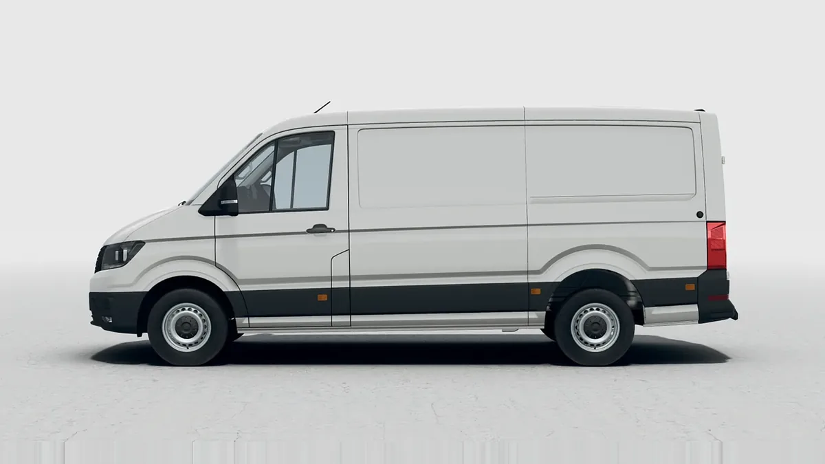 Volkswagen Crafter 35 Fresh Van BM L3 2.0 TDI FWD 103kW (140CV)  - ISOTERMO en renting barato — Delantera