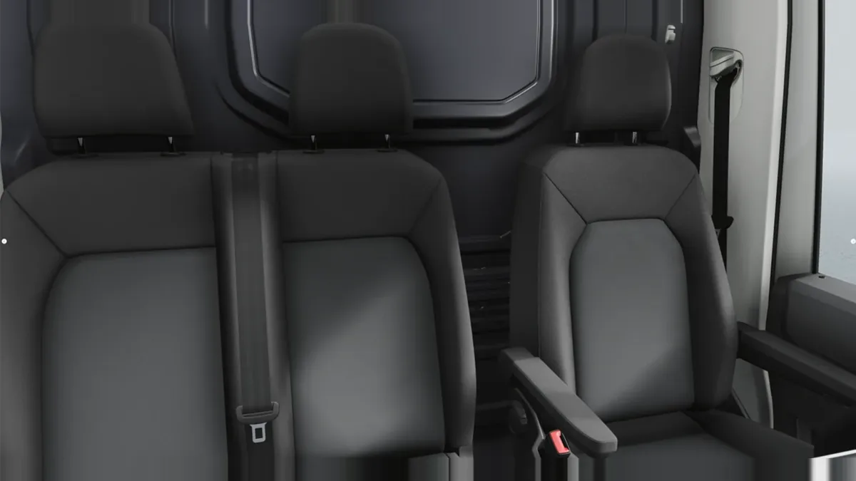 Volkswagen Crafter 35 Fresh Van BM L3 2.0 TDI FWD 103kW (140CV)  - ISOTERMO en renting barato — vista 8