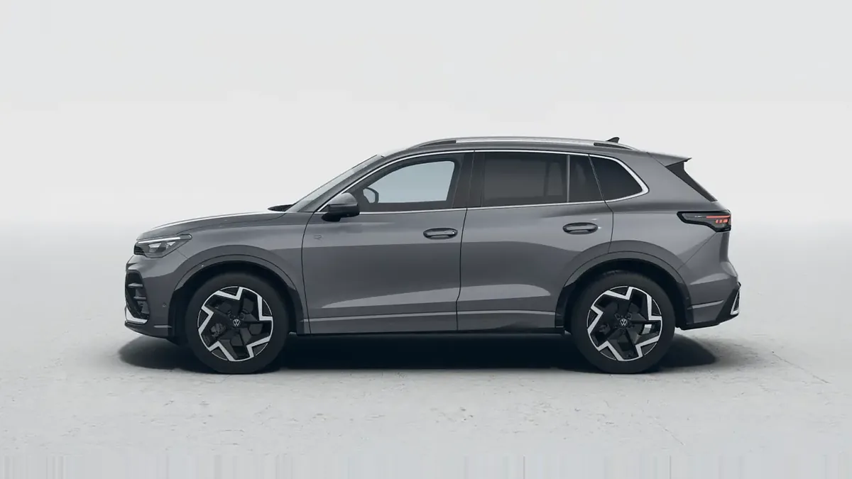 Volkswagen Tiguan R-Line 2.0 TDI 110kW DSG en renting barato — Interior